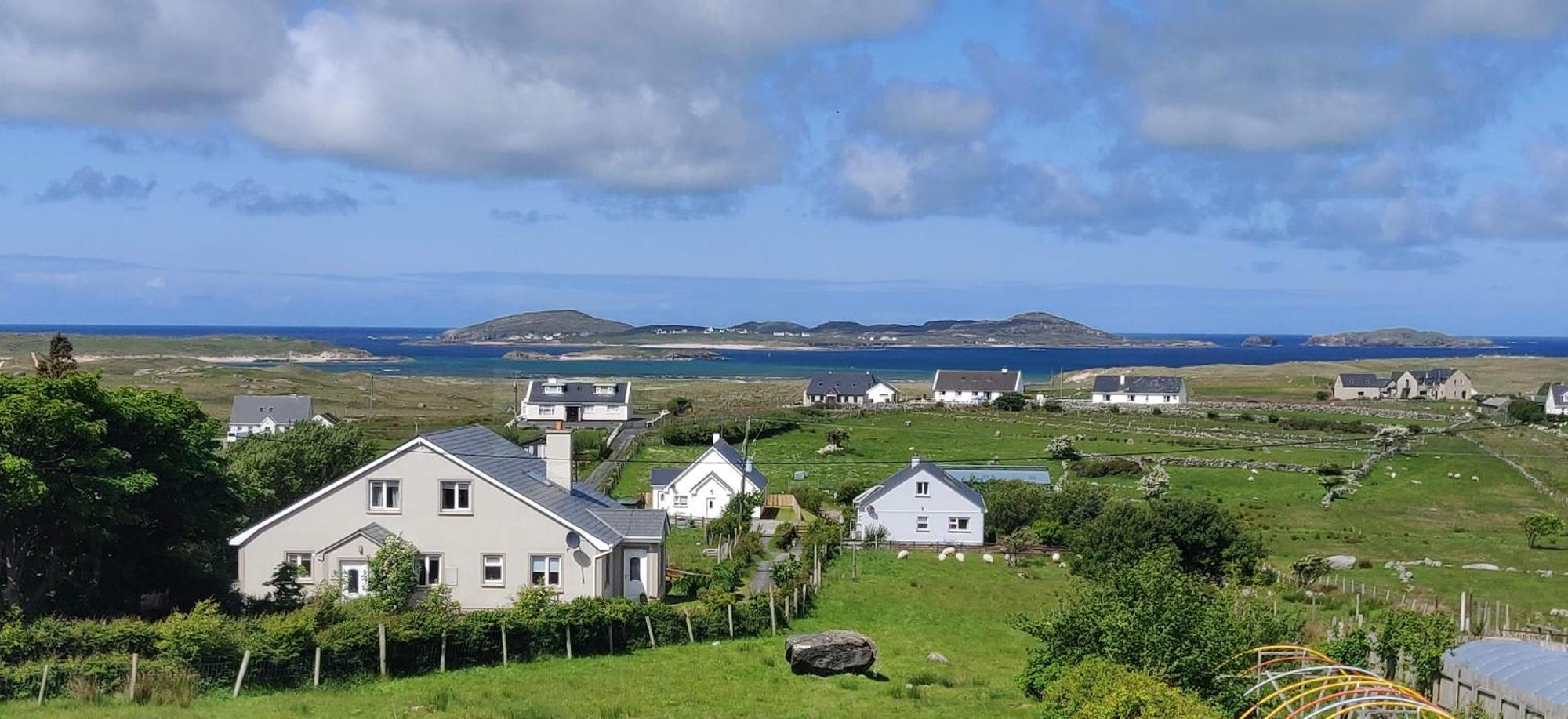 Teac Campbell Guesthouse Bunbeg Exteriör bild